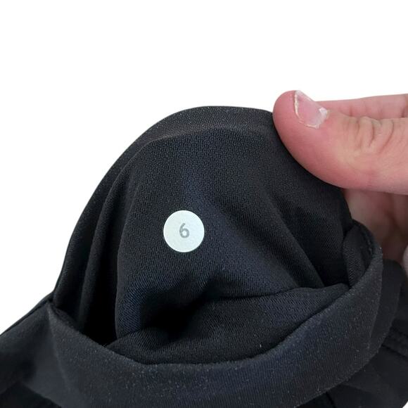 Lululemon Black Mesh Detail Leggings Sz 6 - Picture 2 of 8